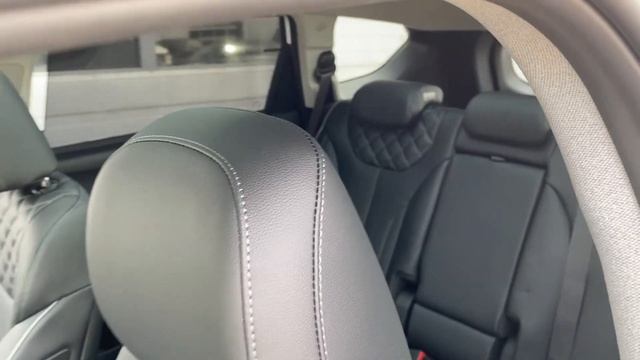 Видеопрезентация автомобиля SANTA FE WHITE CREAM смотреть онлайн