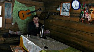 Двухэтажная изба в Тайге! Сходили в поход