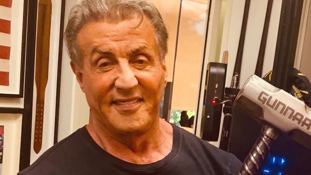 Сильвестр Сталлоне резко сдал: новое видео 73-летней голливудской звезды расстроило фанатов