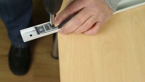 Система для складных межкомнатных дверей, дверей шкафов, ниш и дверных перегородок Apollo Монтаж