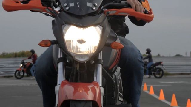 Упражнения для сдачи. Категория А. Часть 2 смотреть онлайн