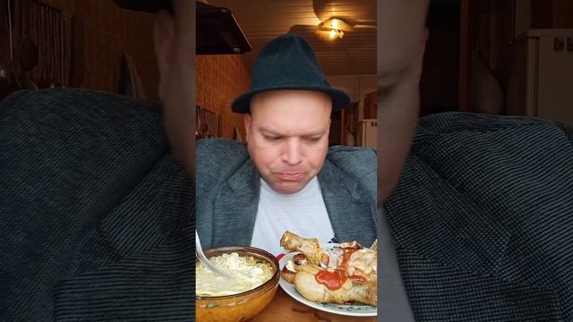 ОБЖОР доширак и куриные голени/завтрак/перекус/мукбанг/мокпанроссия
