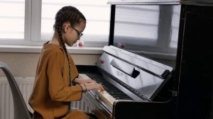 Агния Савчук, 10 лет. Аврелиан Руббах "Лесные птицы"