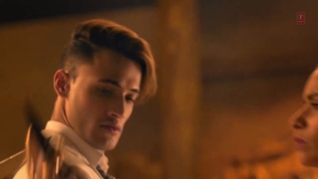 Красивая индийская песня смотреть онлайн