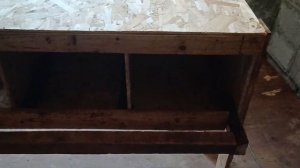 Делаем курятник из пеноблока. Часть 9. Насест и гнезда.