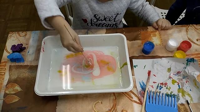 Рисование на воде с дошкольниками. смотреть онлайн