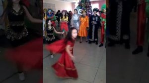 Аяжан Каусар Багдаткызы Индийский танец