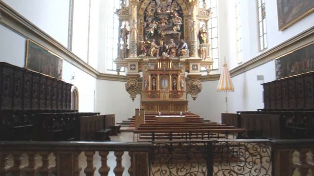 Зарина и Мирта фом Иринхоф на прогулке в Аугсбурге смотреть онлайн