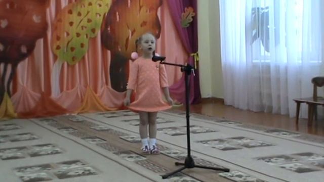 Песня "Мамочка", сл. А Тропиной, муз.Н.Николиной. смотреть онлайн