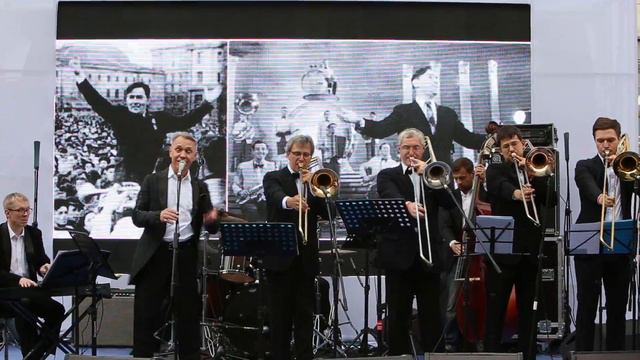 The Trombone Show & Александр Ф.Скляр - Дорогие мои москвичи смотреть онлайн