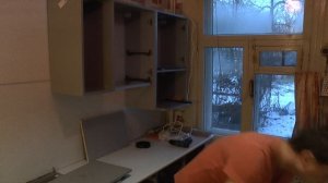 как правильно установить встроенную вытяжку!!!благотворительный монтаж кухни!!!