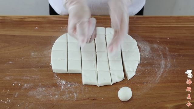一碗糯米粉一碗水，教你做糖果子，外皮酥脆，内里宣软，好吃到停不下来【海娟美食】 смотреть онлайн