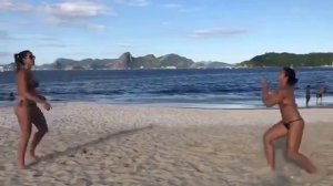 Пляж ( Бразилия )