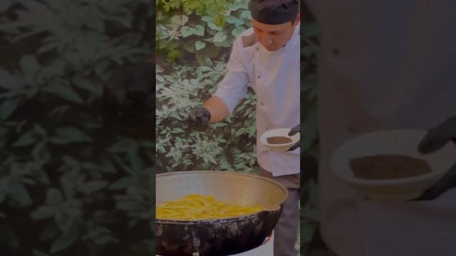 Мастер-класс по плову. Экскурсия ресторане JOZIBA в Самарканде смотреть онлайн