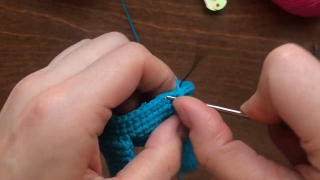 МК Мишка крючком. Часть 6 - туловище. Crochet Teddy bear handmade Amigurumi Part -6 Body смотреть онлайн