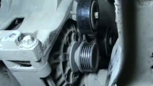 мерседес В170-замена ремня навесных агрегатов