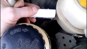 РЕМОНТ РАСШИРИТЕЛЬНОГО БАЧКА ДЭУ  НЕКСИЯ и подобных авто.