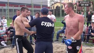 Тайский Боксер закусился с Уличным Бойцом