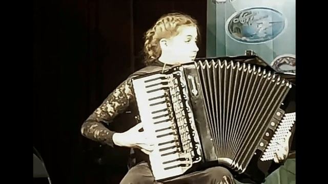 Р.Бажилин "Упрямая овечка" Аккордеонистка Алёна ФОКИНА г.Кохма смотреть онлайн
