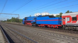 Паровоз П36-0027 с туристическим поездом