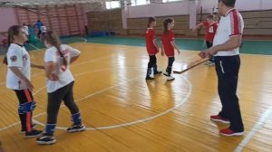Открытый урок физической культуры по теме "Волейбол".