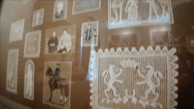 Вологодские кружева, это множество разнообразных узоров, сплетённых на коклюшках. Музей Кружева.