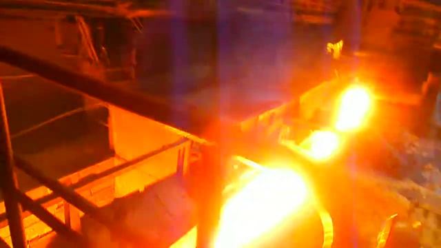 Тяжёлая работа мужиков Домна смотреть онлайн