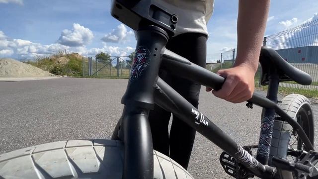 КАК ВЫБРАТЬ BMX НАЧИНАЮЩЕМУ? ЧТО ДЕЛАТЬ ПОСЛЕ ПОКУПКИ BMX?