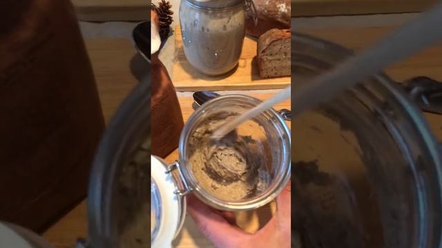 Самый правильный рецепт закваски на ржаной муке ничего не выбрасываем ?
