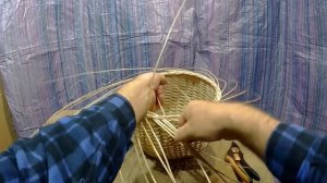 6) Загибка в три пары прутьев ( небольшая круглая корзинка от начала до конца)