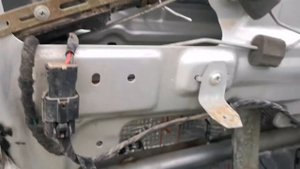 Шумоизоляция дверей KIA spectra