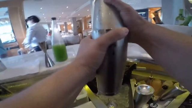 Максимальное быстрое приготовление коктейля . смотреть онлайн