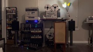 McIntosh MC240 - C22 and AR1 mono speaker