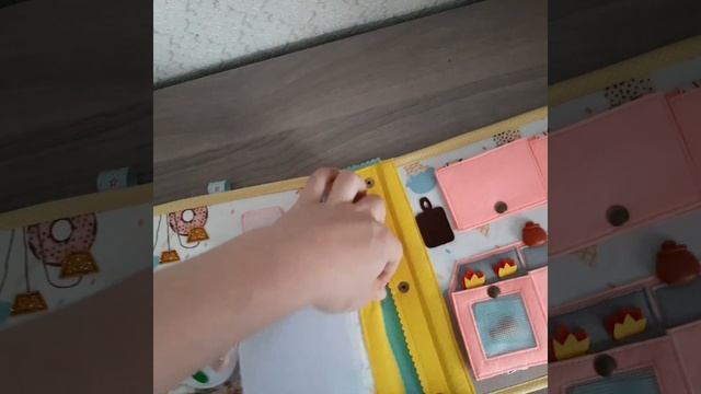 Видеообзор кукольного домика из фетра? смотреть онлайн