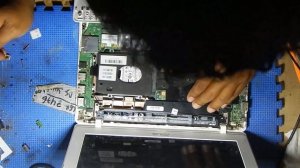 How to replace Asus X200M Battery