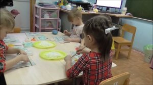 Аппликация "Овечка". Занятие в средней группе