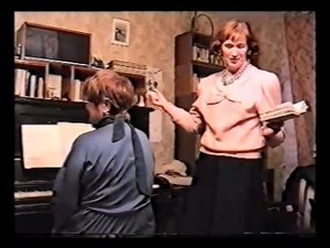 "Нет, не люблю я Вас" (запись 1996 г.). Поет Людмила Титова, аккомпанирует Лидия Васильева.
