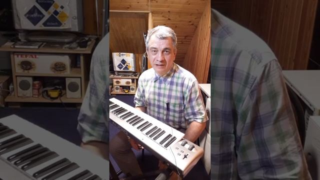 Медведь на ухо наступил. смотреть онлайн