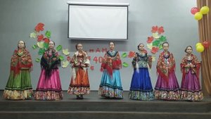 Детский казачий ансамбль"Чубарики",  романс "Мама".