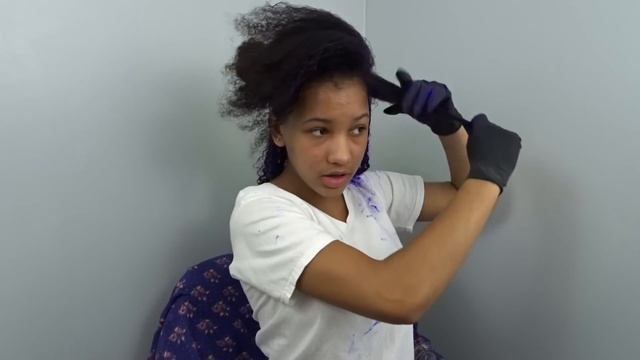 DYING MY HAIR PURPLE WITH NO BLEACH | IYLALIFE смотреть онлайн