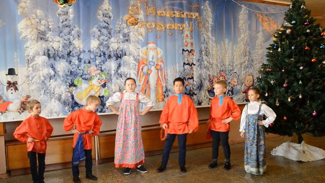 "Где был Иванушка"- исп. фолькл. ансамбль "Маков цвет" смотреть онлайн