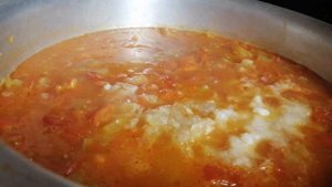 Икра из помидор и перца, или универсальная заправка для блюд.