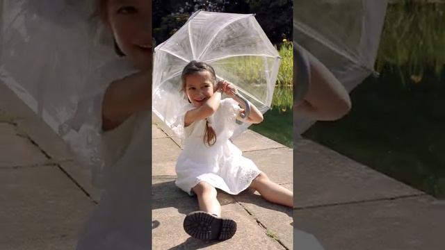 Прозрачный детский зонт с окантовкой серебряного цвета смотреть онлайн