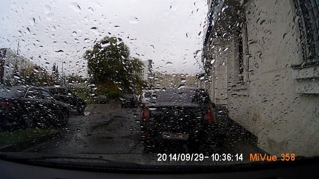 Машина скатилась с паркови. г. Владимир. Мира 22 смотреть онлайн