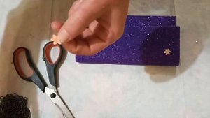 Детская сумочка из фоамирана своими руками за 10 минут