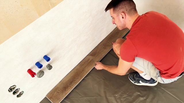 УКЛАДКА ЛАМИНАТА/КВАРЦВИНИЛА БЕЗ ОПЫТА | РАСКЛАДКА | ИНСТРУМЕНТ | Серия 45 смотреть онлайн