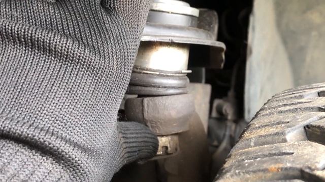 Nissan Navara D40 Lift kit install with 2-4 inch смотреть онлайн