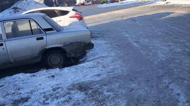 Снегоход с большим колесом (видео №3) смотреть онлайн