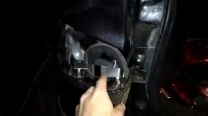 Не горят стопы Renault Laguna