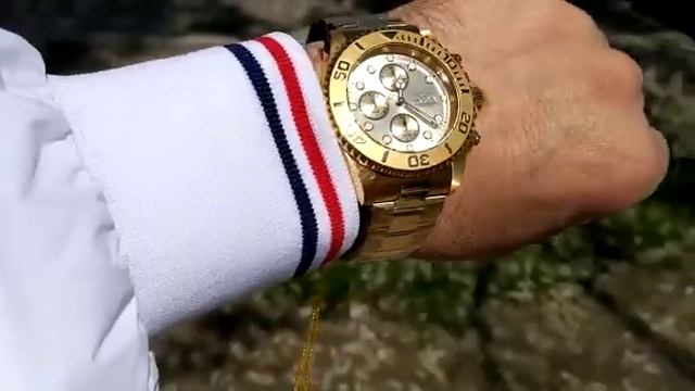 Часы мужские Invicta покрытие золотом 18 карат корпус 43,5мм хронограф цена 190$